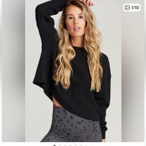 Strut This sz Small Black Axel Thermal Top